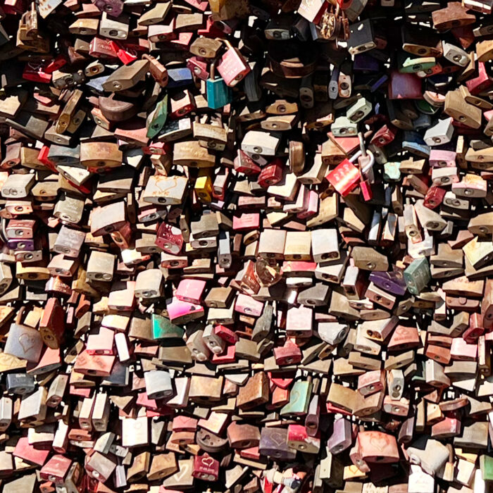 hundreds of padlocks, Cologne